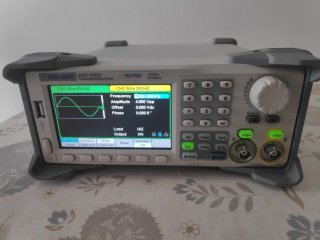 Generador de funciones Siglent SDG 1032X