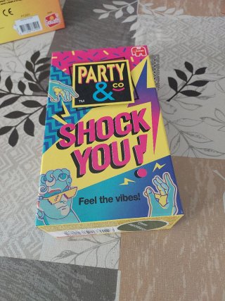 Juego de mesa Party & Co Shock You!