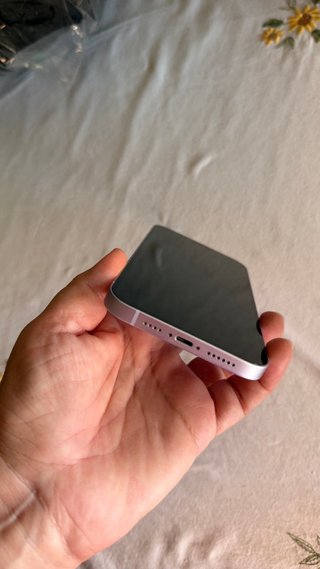 iPhone 14 Plus Morado
