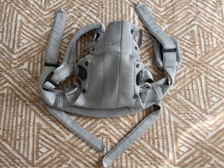 Mochila Portabebés Babybjorn Harmony Malla Gris