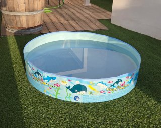 Piscina infantil con dibujos de animales marinos