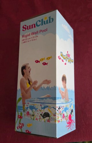 Piscina infantil con dibujos de animales marinos