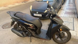 Honda SH 125i Negra 3000 km