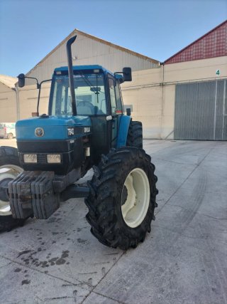 Tractor New Holland Ford 7840