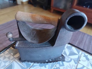 Plancha Carbón Mondragón Nº 6½ con Base