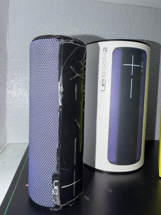 UE Boom 2 Altavoz Bluetooth Azul y Blanco