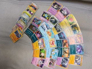 Lote 65 Cartas Pokémon en Inglés TCG
