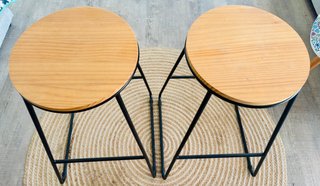 2 Taburetes Altos Madera y Metal