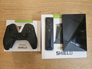 Nvidia Shield 4K HDR 2017 + Gamepad