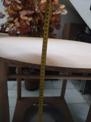 Mesa de camilla redonda de madera
