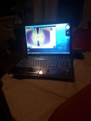 HP Pavilion dv7-1080es Portátil año 2009.