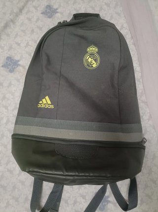 Mochila Real Madrid Adidas Gris y Verde