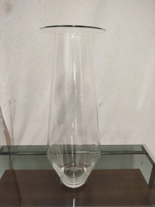 Vaso in vetro soffiato trasparente