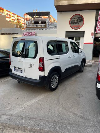 Peugeot Rifter 2021