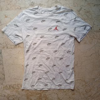 Camiseta Jordan x Nike Blanca Estampada