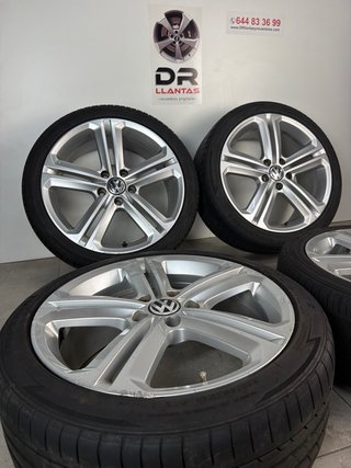 LLANTAS VW MALLORY 18 ORIGINALES CON NEUMÁTICOS