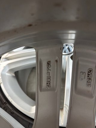 LLANTAS VW MALLORY 18 ORIGINALES CON NEUMÁTICOS