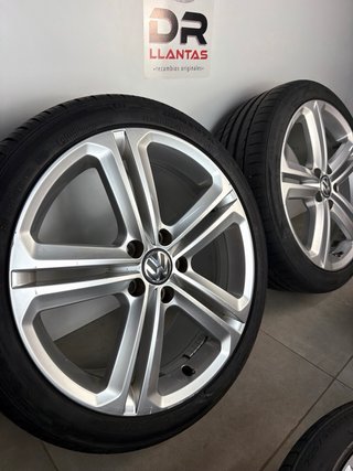LLANTAS VW MALLORY 18 ORIGINALES CON NEUMÁTICOS