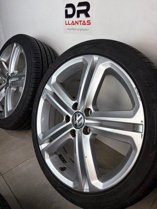 LLANTAS VW MALLORY 18 ORIGINALES CON NEUMÁTICOS
