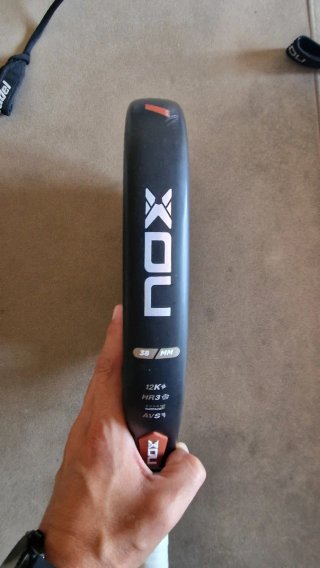 Pala de pádel NOX AT10 Genius Edition