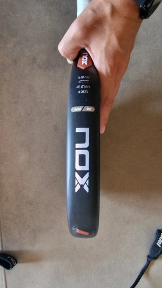 Pala de pádel NOX AT10 Genius Edition