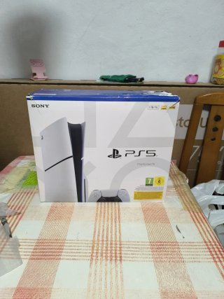 Consola PlayStation 5 + 2 Juegos