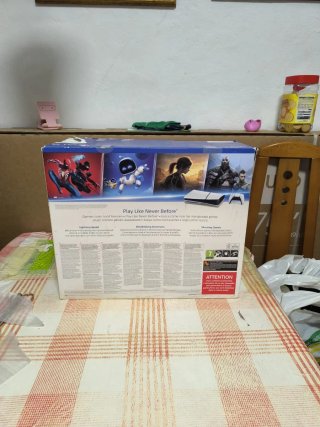 Consola PlayStation 5 + 2 Juegos