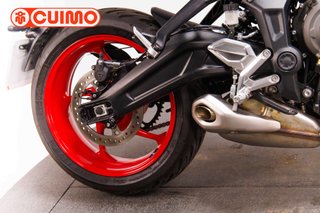 TRIUMPH TRIDENT 660