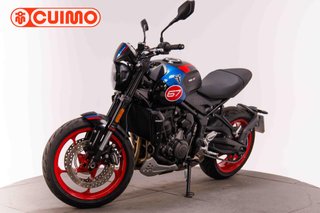 TRIUMPH TRIDENT 660