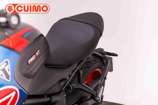 TRIUMPH TRIDENT 660