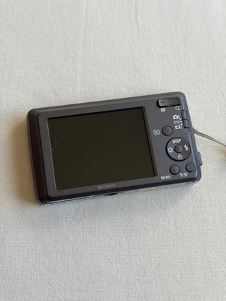 Sony Cyber-shot DSC-W620 Camara Digital Plata