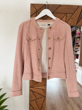 Chaqueta Stradivarius rosa empolvado talla S