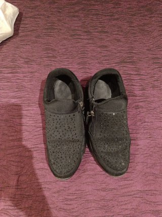 Zapatillas negras brillantes talla 37