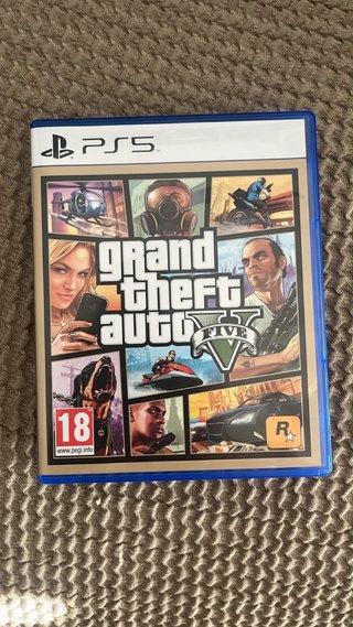Lector de discos PS5 + GTA V