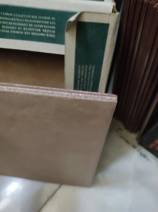 Pavimento Gres Porcelánico Marrón