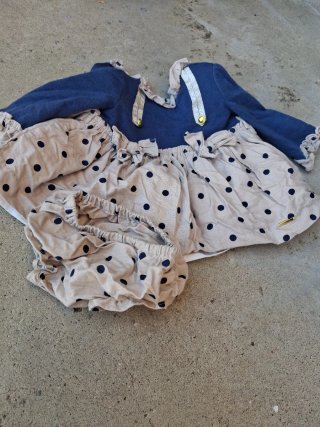 Lote de vestidosniña 2 años. Cada uno 5 €