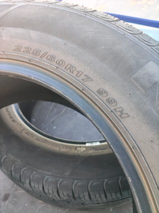 Neumáticos 225/60/17