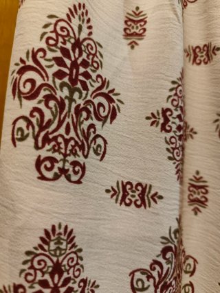 Pantalón fluido estampado talla S/M. Nuevo