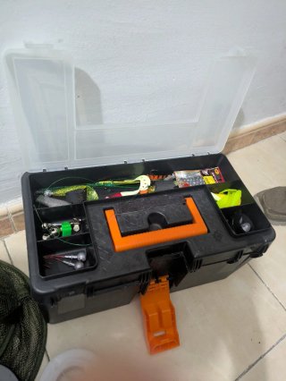 Cañas de pescar con carretes