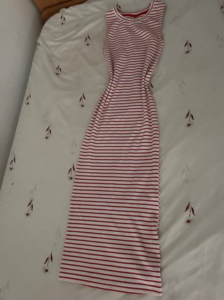 Vestido rayas rojo Stradivarius