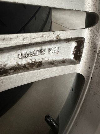 LLANTAS AUDI S5 19” ORIGINALES CON NEUMÁTICOS