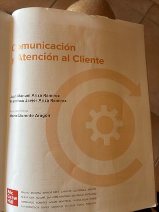 Comunicación y atención al cliente