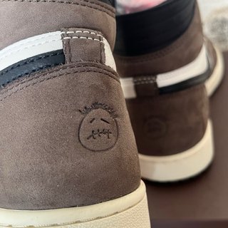 Jordan 1 Retro High OG SP Travis Scott Mocha 42,5