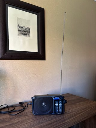 Radio Portátil Panasonic RF-2400 AM/FM