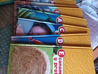 Collezione Libri Planeta Hoobs