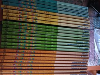 Collezione Libri Planeta Hoobs