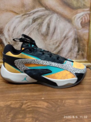 Zapatillas Baloncesto Jordan Luka 2 Naranja/Turque