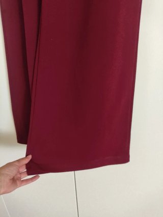 Pantalones Palazzo Rojos con Cinturón