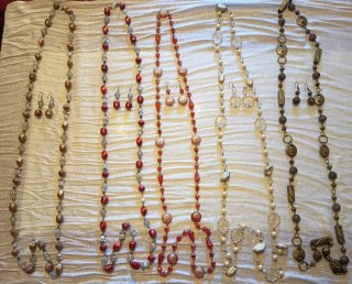 5 Conjuntos de collares largos y pendientes