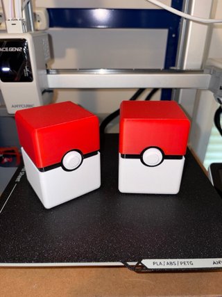 Caja 3D para cartas Pokémon